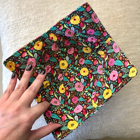 NWOT ⭐ Floral Microwave Bowl Cozy - 8.5" for up to 8" bowls - Handmade in USA - Picture 6 of 14